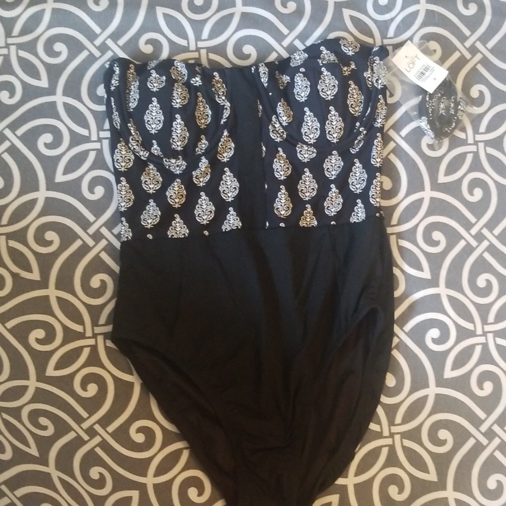 swimwear
